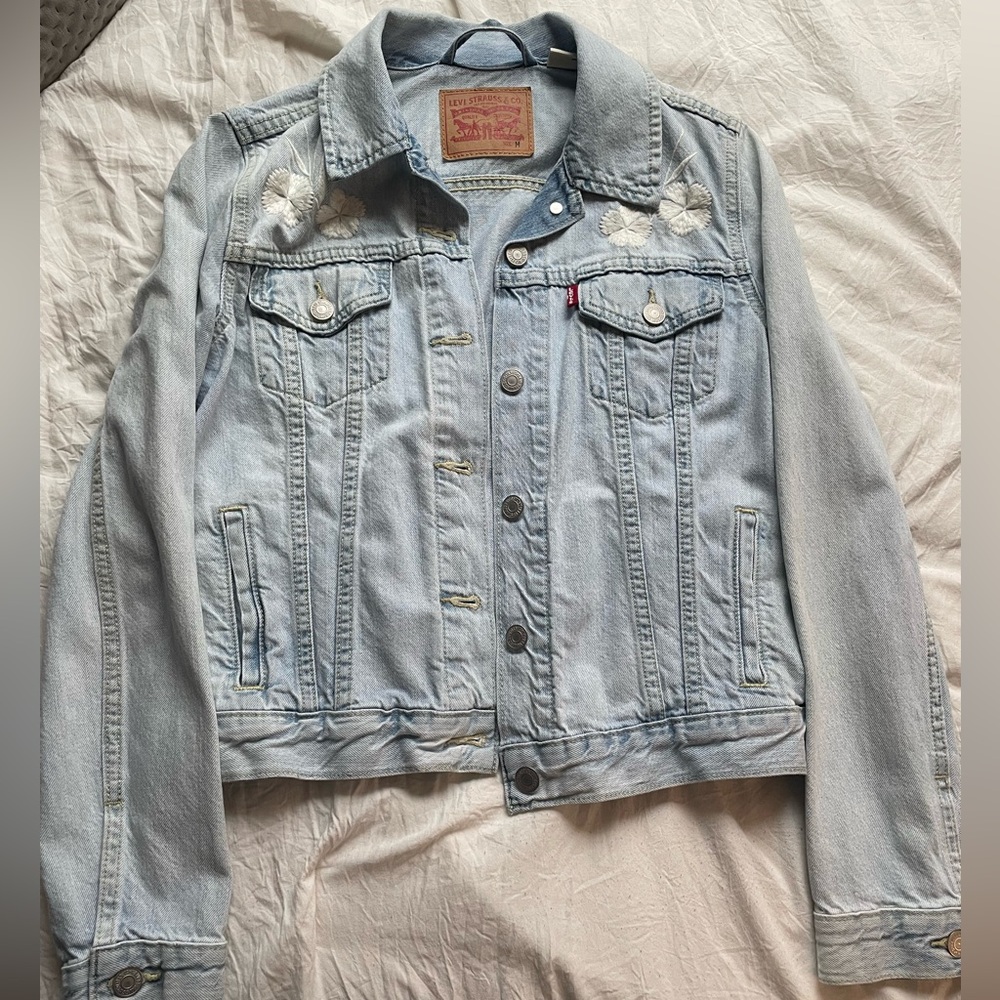 Levis embroidered Jean jacket